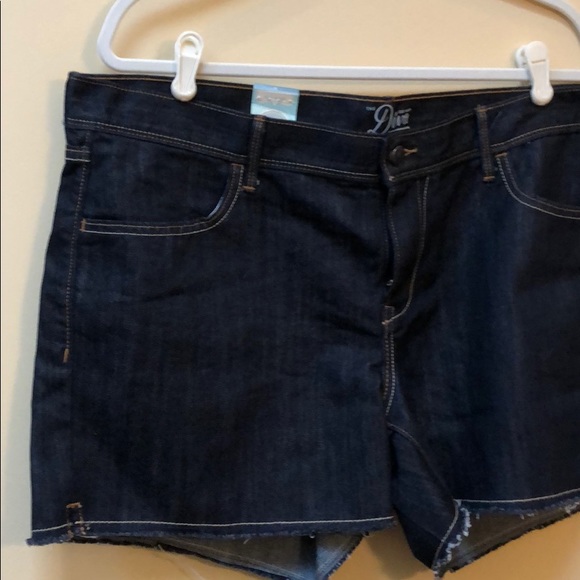 Jean shorts - Picture 2 of 5